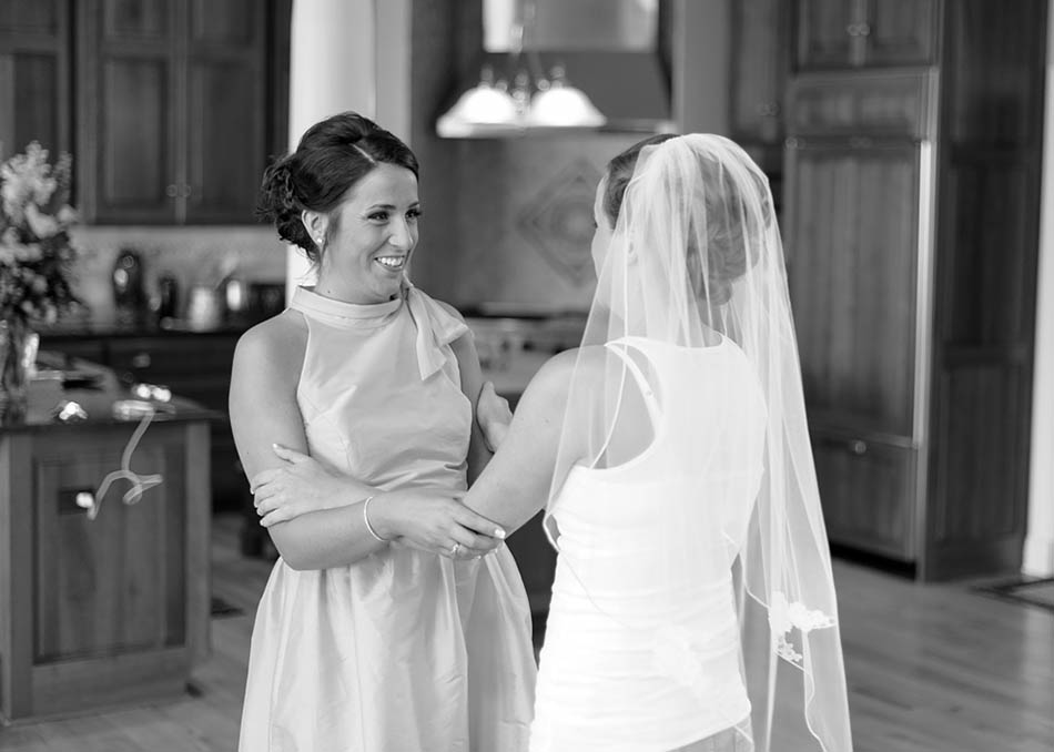 A summer wedding at the Union Club in Cleveland with Kaye and Nathan