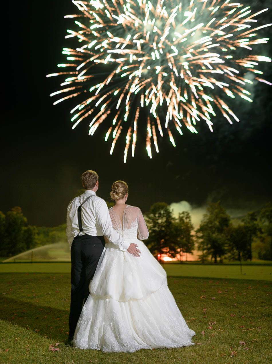 A Country Club Pepper Pike wedding by Cleveland wedding photographer Hunter Photographic published on Style Me Pretty