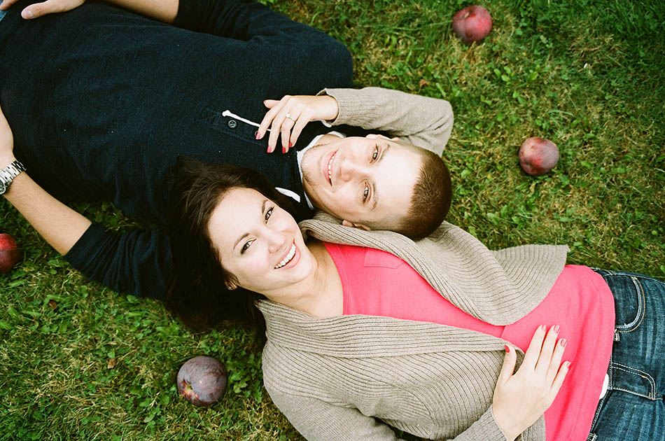 An autumn engagement session at Patterson's Fruit Farm with Diane and Joe