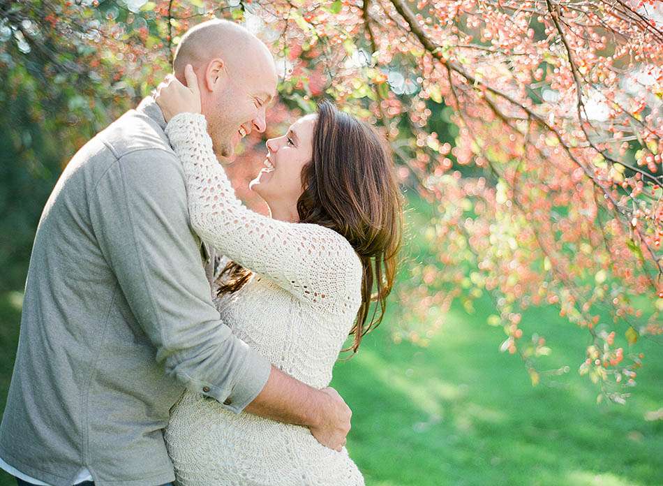 A family maternity session for Tesse and Ryan Ruhlman captured in Cleveland