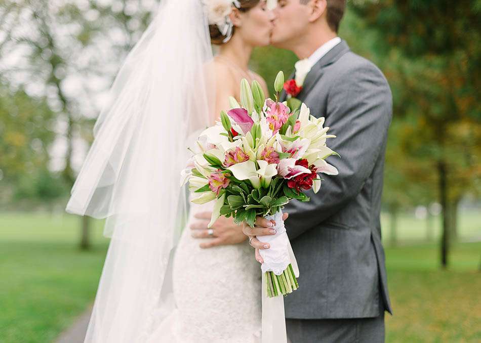 A Blair Center wedding in Westfield, Ohio with Samantha and Scott