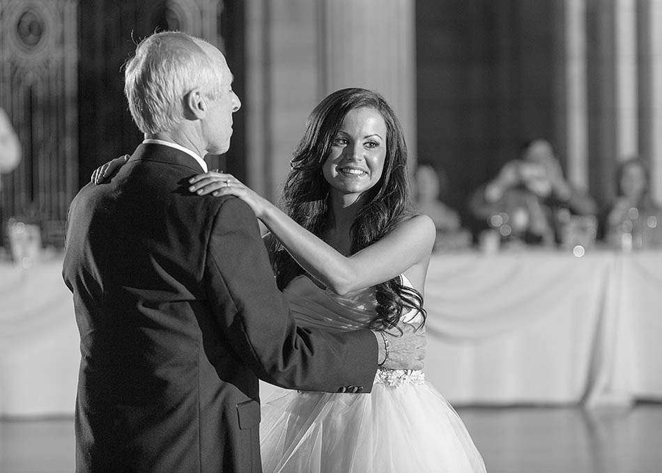 Cleveland Old Courthouse wedding with Madeline and Scott