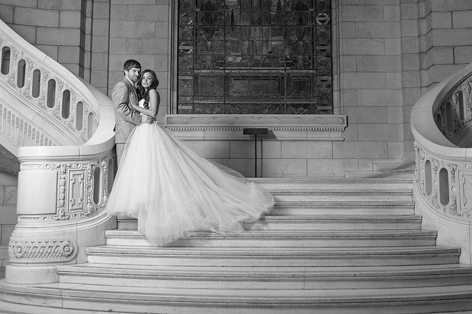 Cleveland Old Courthouse wedding with Madeline and Scott