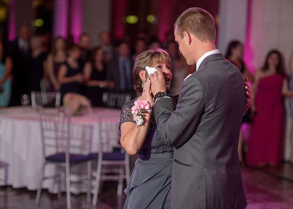 A Cleveland Key Center wedding captured on film by Cleveland wedding photographer Hunter Photographic