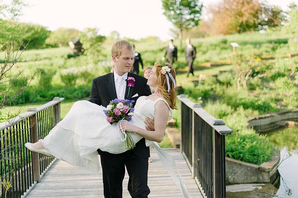 Holden Arboretum wedding in Kirtland with Julie and Colin