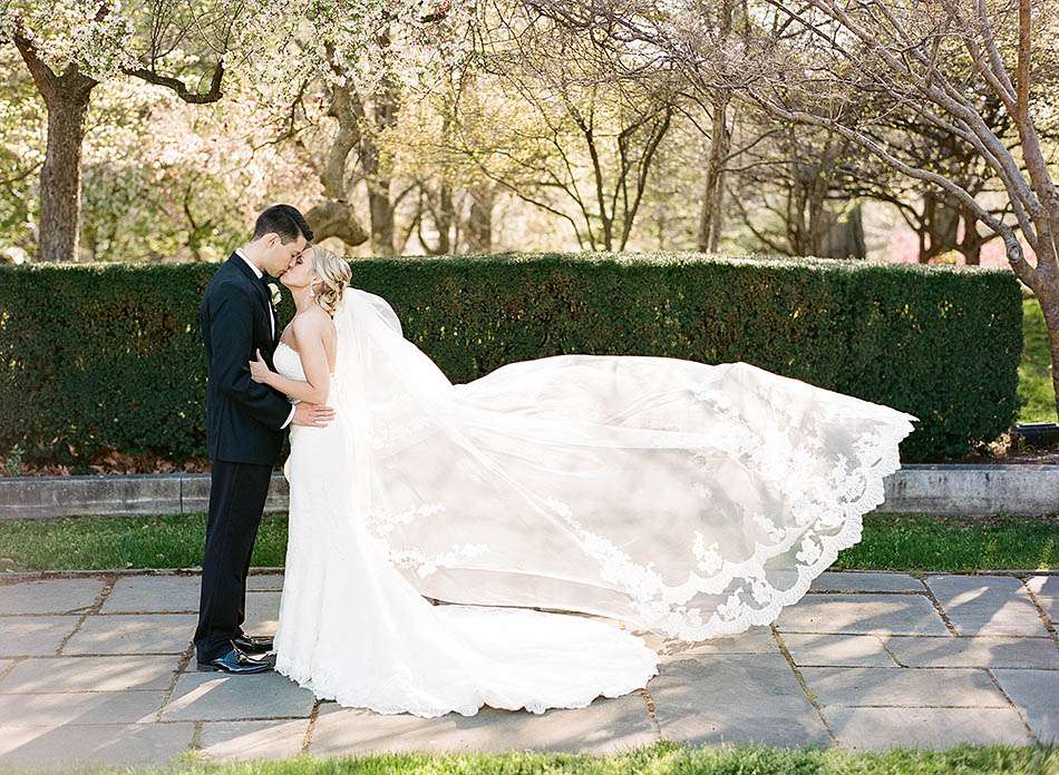 Cleveland Courthouse wedding photography with Samantha and John