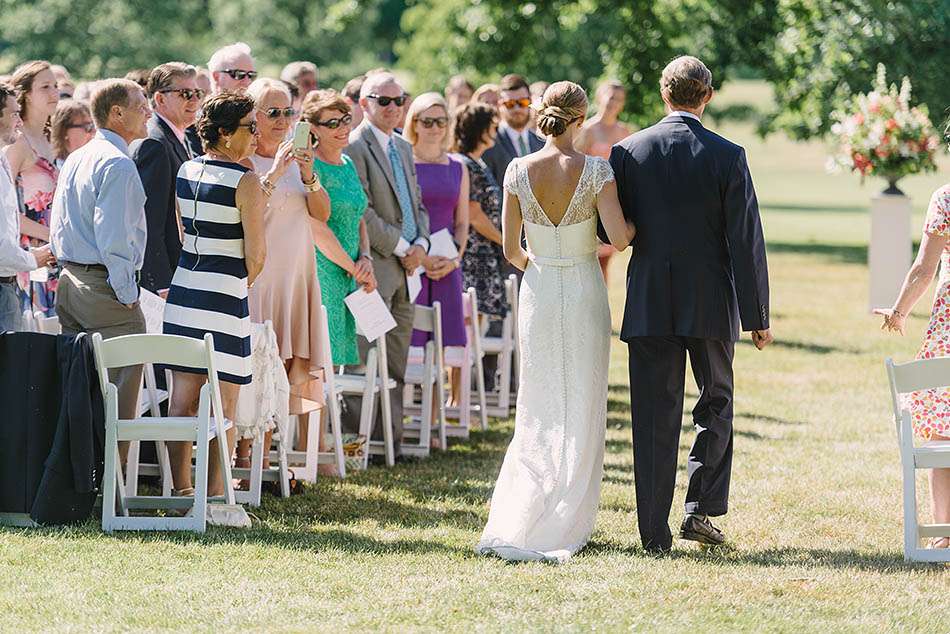 Kirtland Country Club wedding photography by Cleveland wedding photographer Hunter Photographic