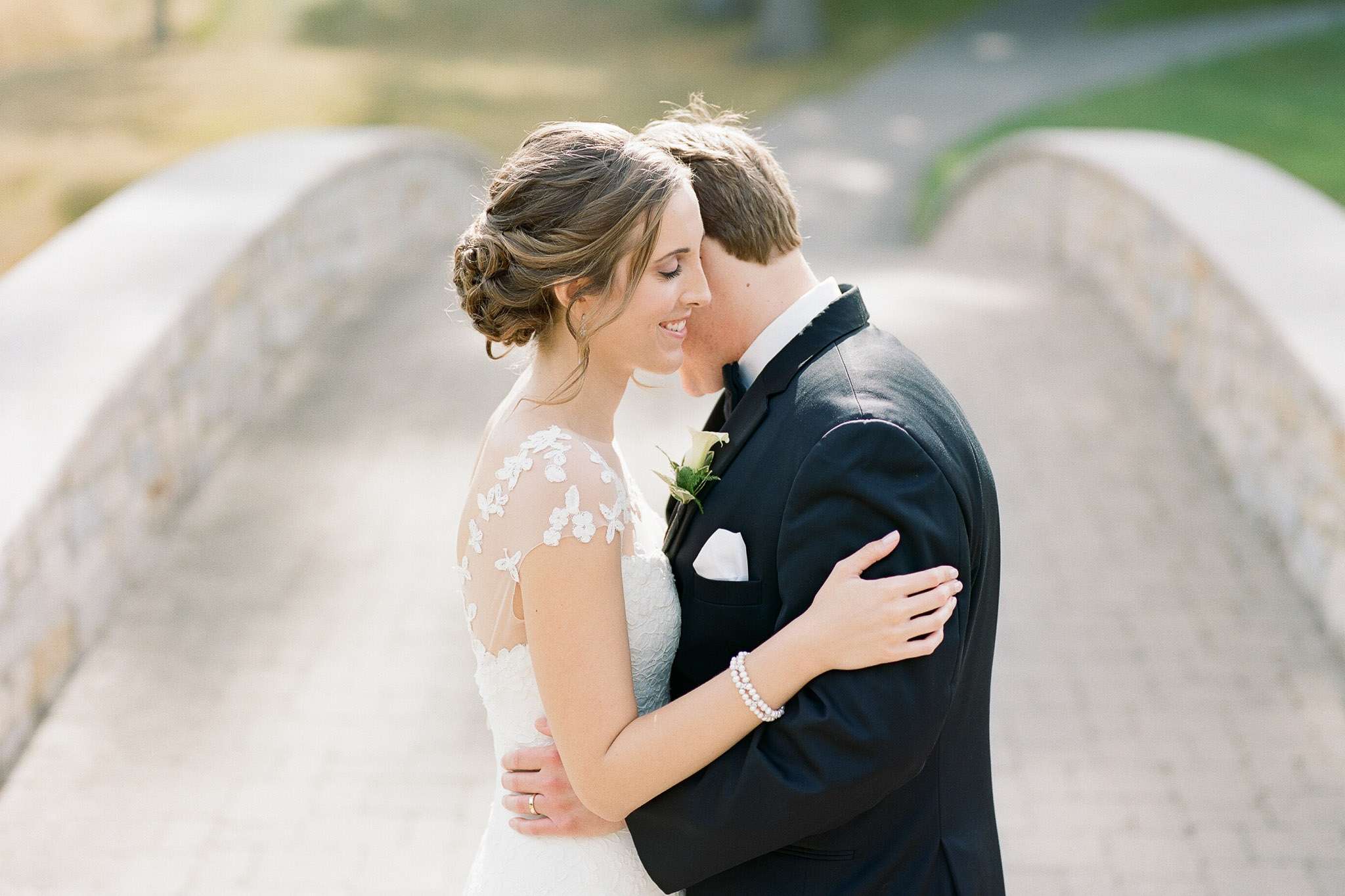 Downtown Columbus wedding photos by Columbus wedding photographer Hunter Photographic