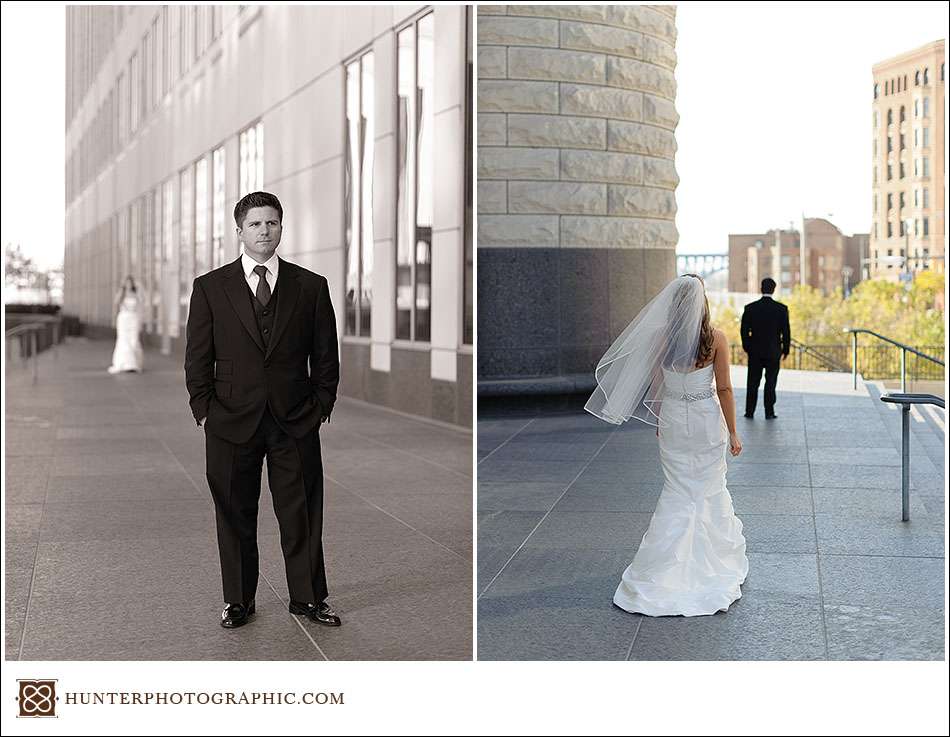 Alli and Dan's stylish autumn wedding in downtown Cleveland