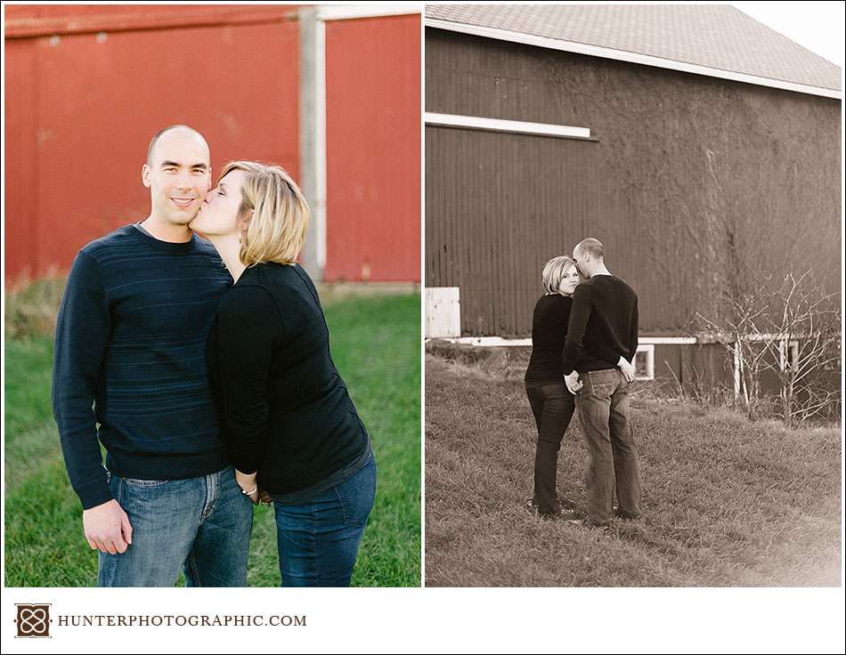 Annie and Derick's autumn engagement in Hudson, Ohio