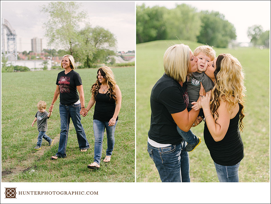 Summer family portraits in downtown Cleveland