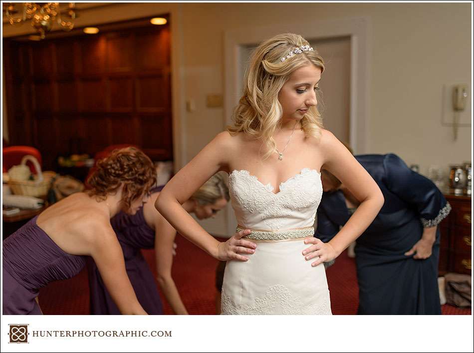 Columbus Athletic Club wedding by Hunter Photographic, a Columbus wedding photographer.