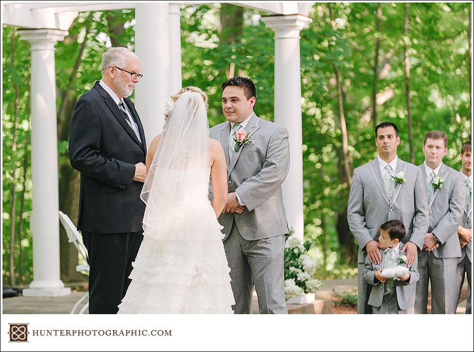 Jessica and Bobby's evening wedding at Manakiki Golf Club in Willoughby Hills