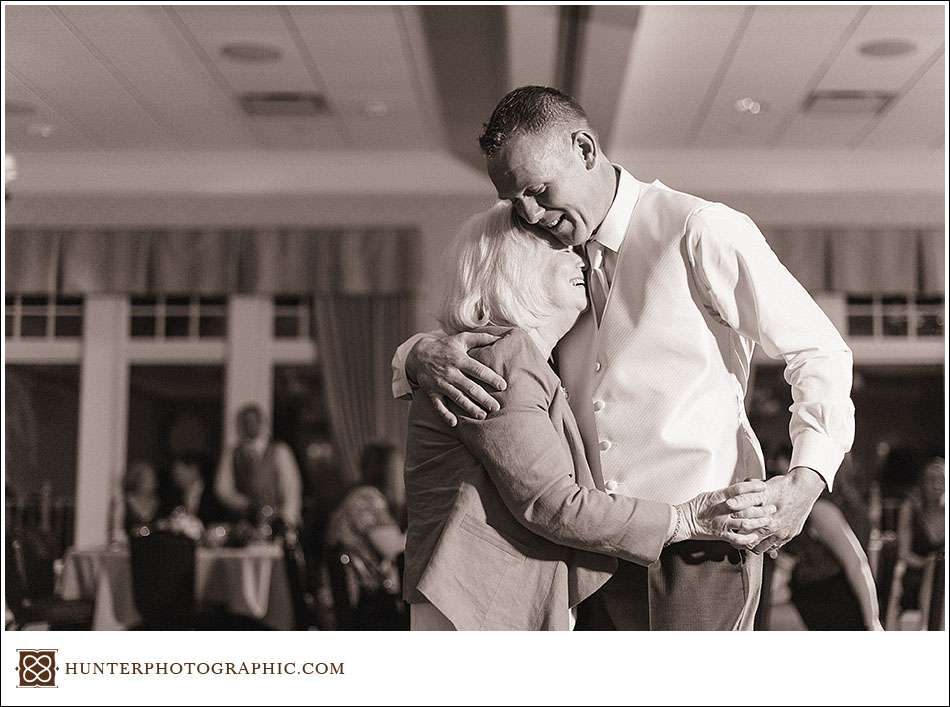 Jodie & James' Rocky River wedding at Westwood Country Club