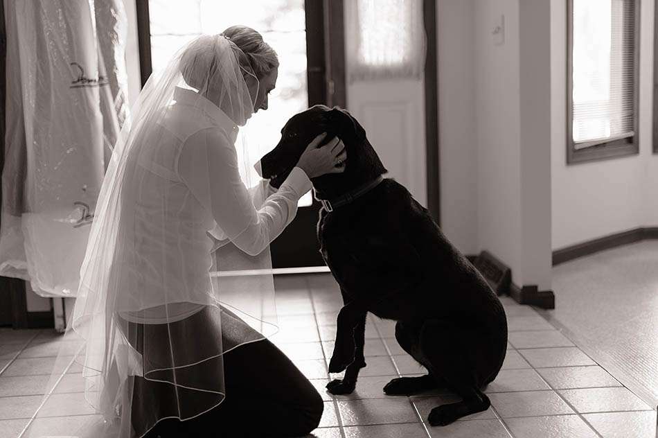 Summer Cleveland wedding at Embassy Suites Independence with Katie and Matt