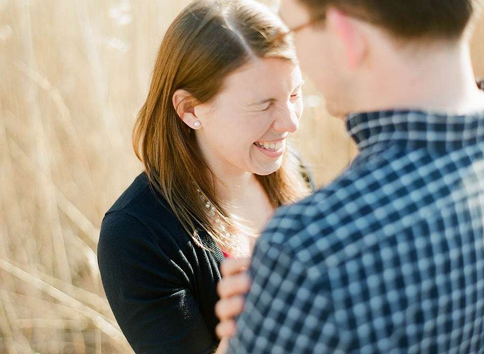 Lauren & James – An Engagement in the Sunny Valley