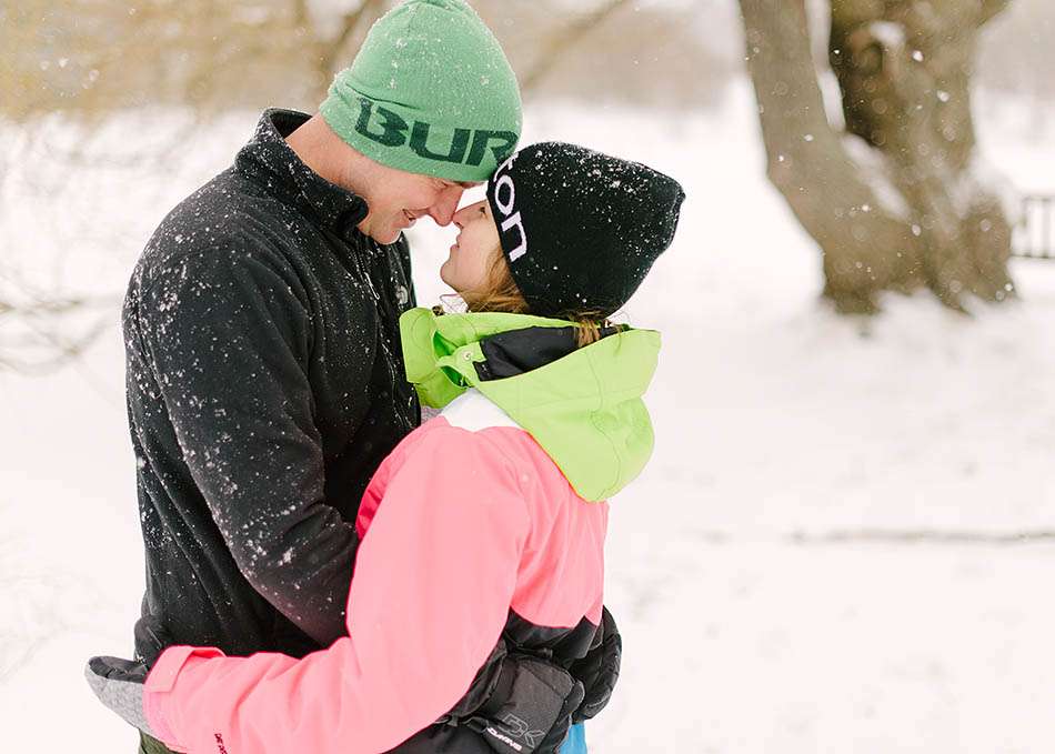 Carolyn & Jason – A Snowy Winter Engagement Session at Holden Arboretum