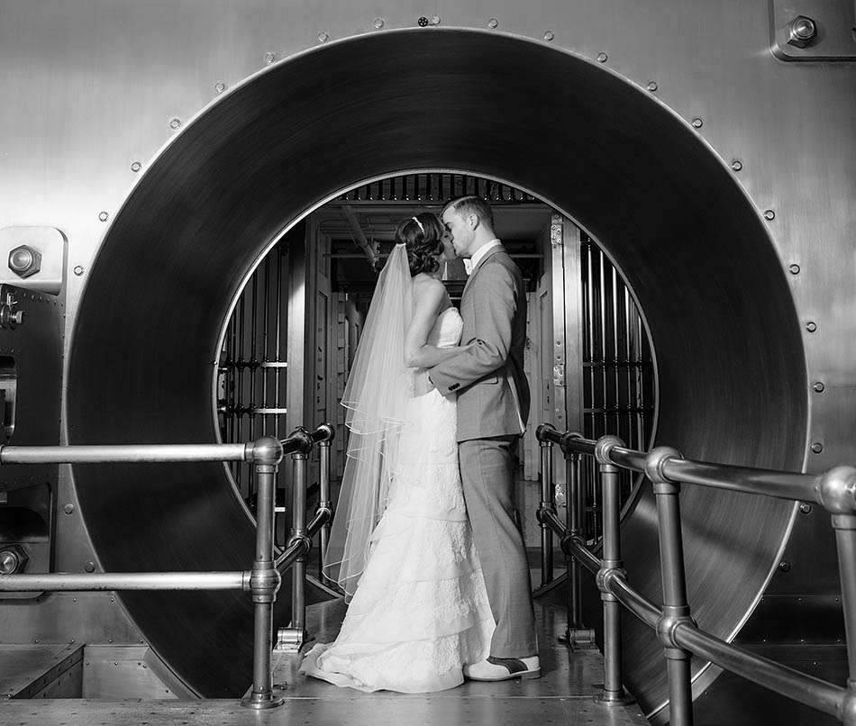 A spring wedding at West 78th Street Studios with Erin and Dan