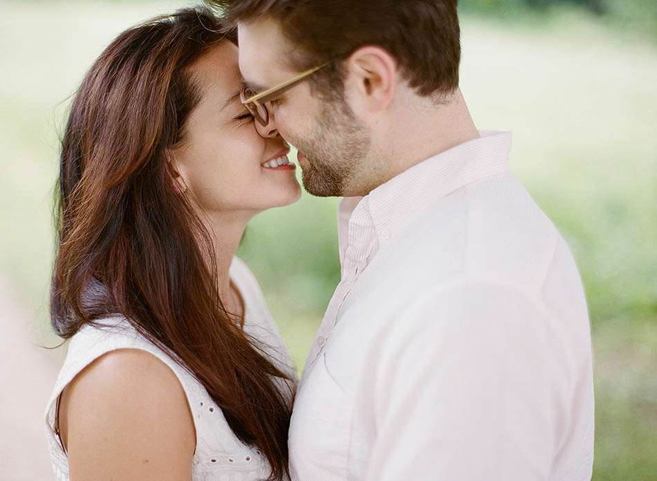 A Chagrin Falls engagement session with Alyson and Kevin