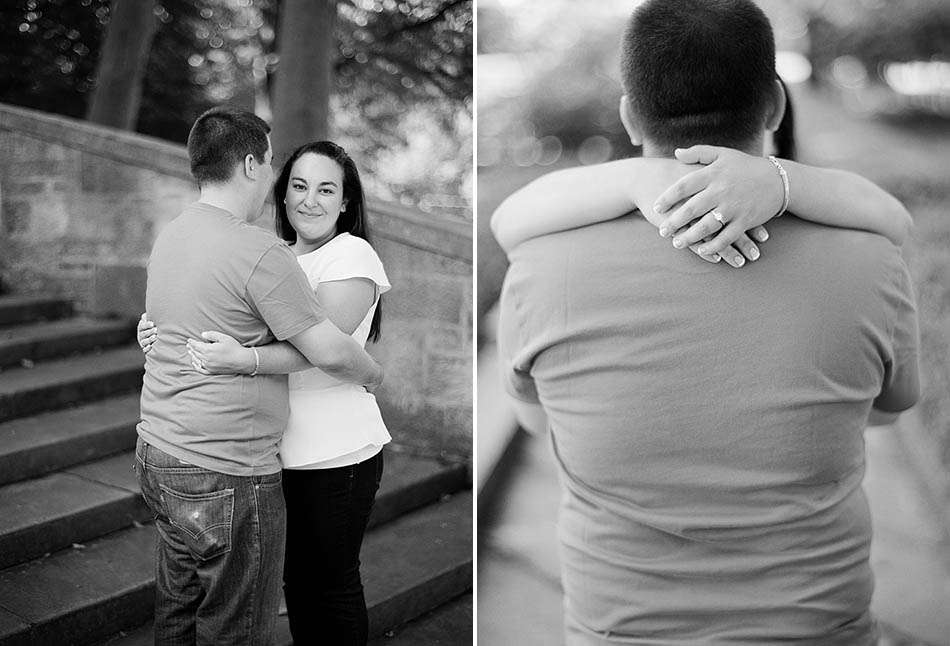 A summer engagement session at Clevleand Museum of Art with Lindsey and Jared