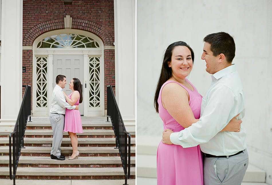 A summer engagement session at Clevleand Museum of Art with Lindsey and Jared