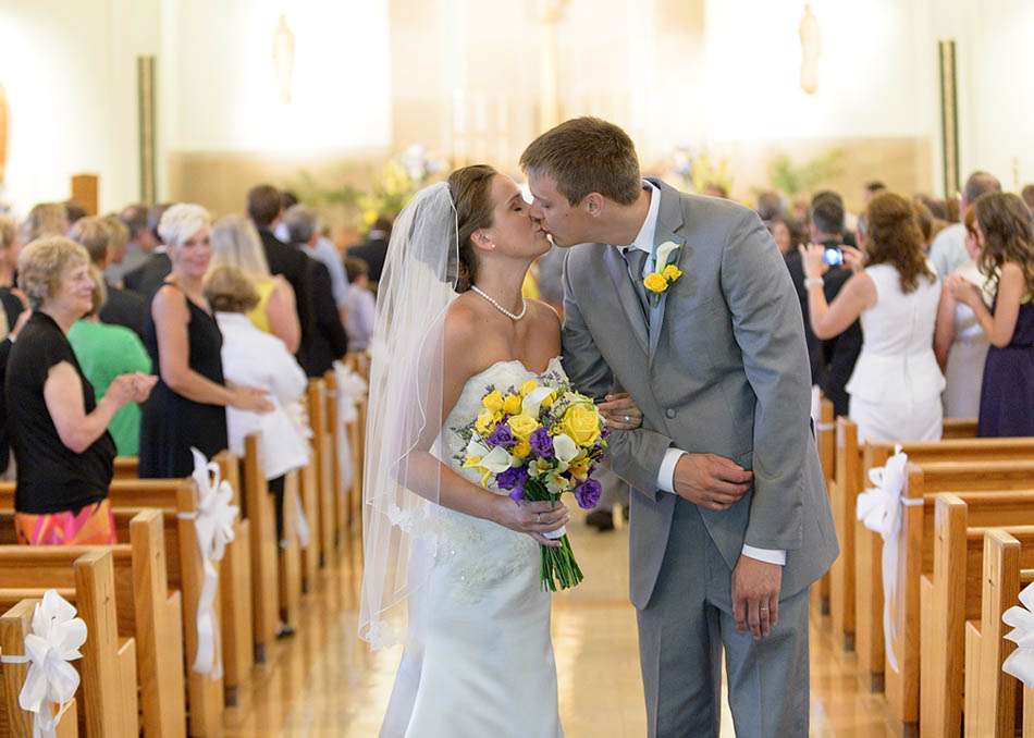 A summer wedding at the Union Club in Cleveland with Kaye and Nathan