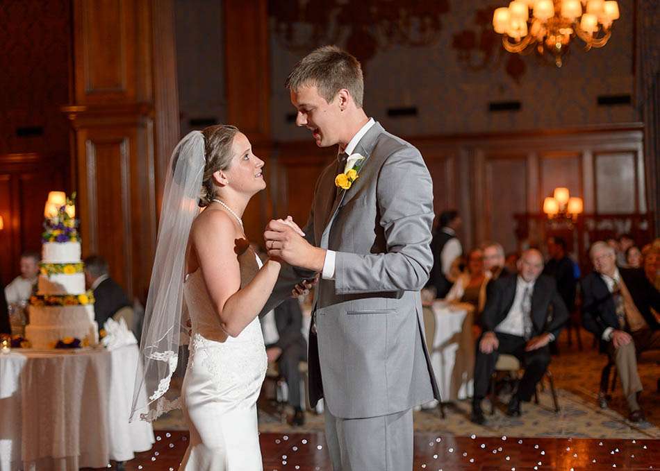 A summer wedding at the Union Club in Cleveland with Kaye and Nathan