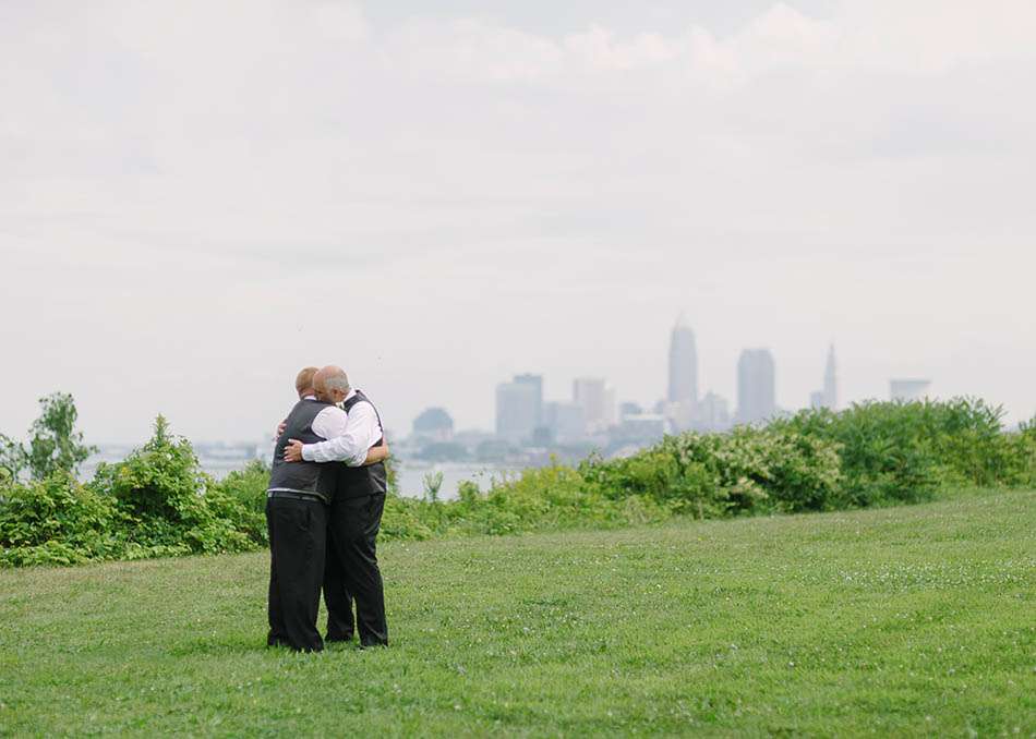 A summer wedding at St. Clarence Pavillion with Torry and Lucas