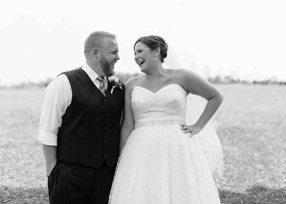A summer wedding at St. Clarence Pavillion with Torry and Lucas