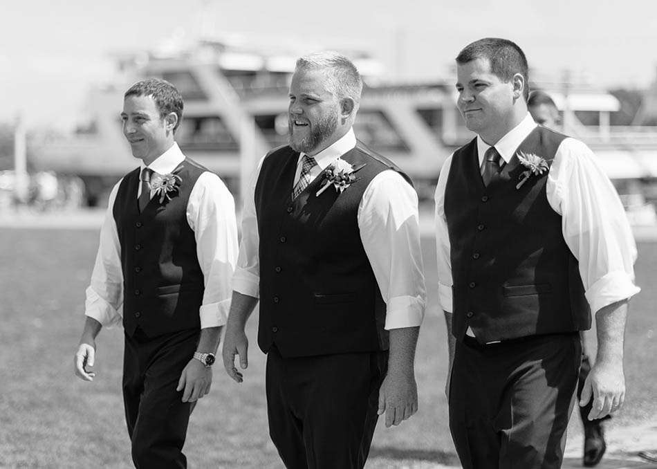 A summer wedding at St. Clarence Pavillion with Torry and Lucas