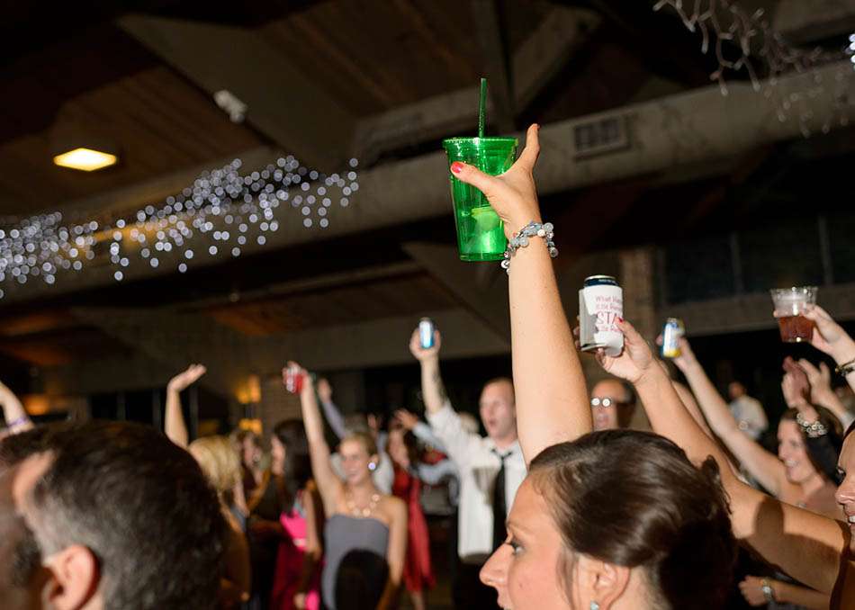 A summer wedding at St. Clarence Pavillion with Torry and Lucas