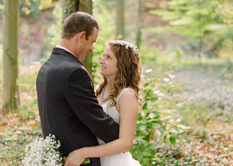 An autumn Hillbrook Club Cleveland wedding by Hunter Photographic