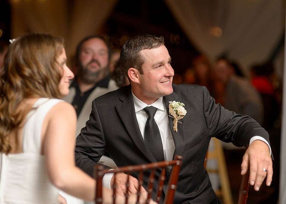 An autumn Hillbrook Club Cleveland wedding by Hunter Photographic
