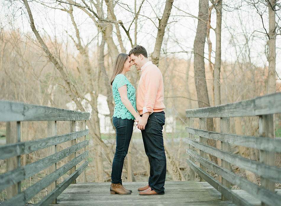 A Cleveland spring engagement session with Lauren and John