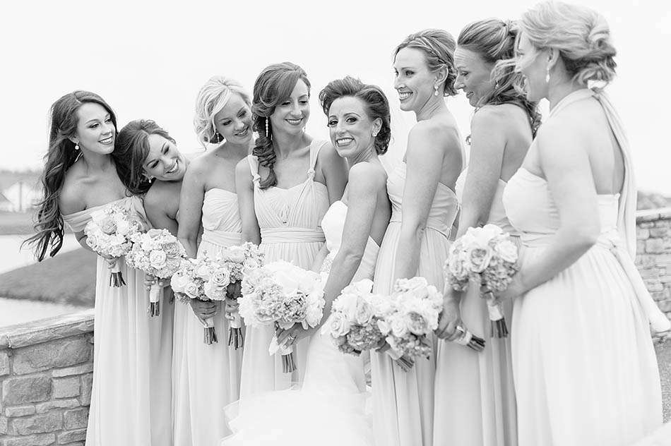 A spring Signature of Solon wedding by Cleveland wedding photographer Hunter Photographic