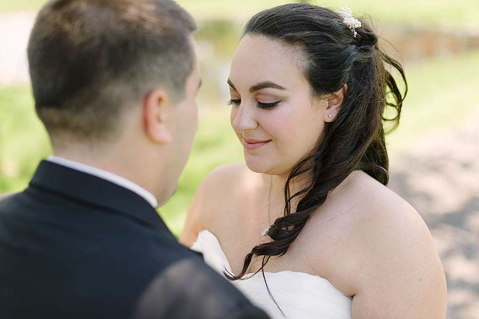 An Avon Lake wedding at Fountaine Bleau with Lindsey and Jared