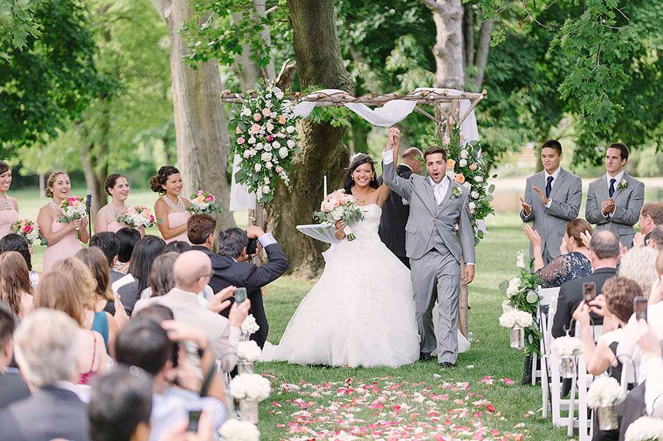 a sunny summer Gervasi Vineyard wedding in Canton, Ohio captured on film by Cleveland wedding photographer Hunter Photographic