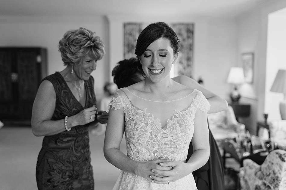 Kirtland Country Club wedding photography with Anna and Bryan